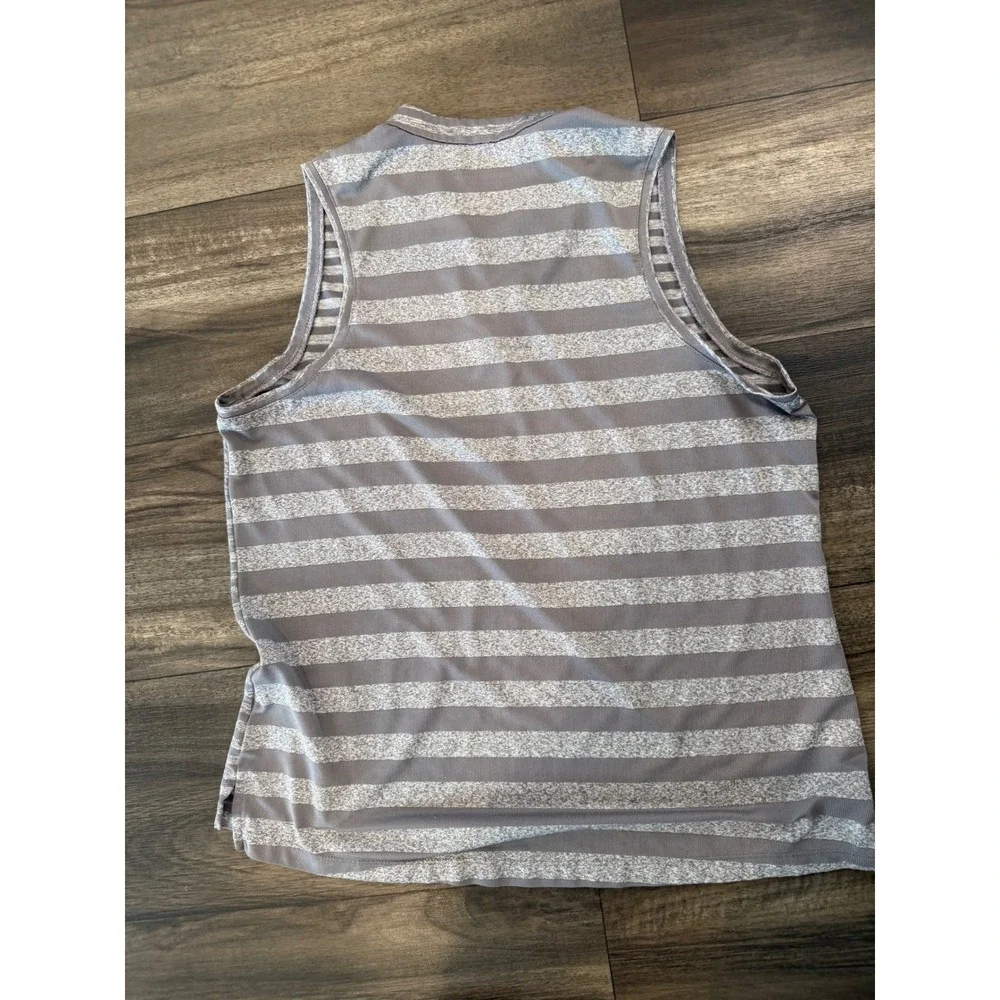Nike Zonal Cooling Golf Polo Womens Large Grey Striped Sleeveless V-Neck Top